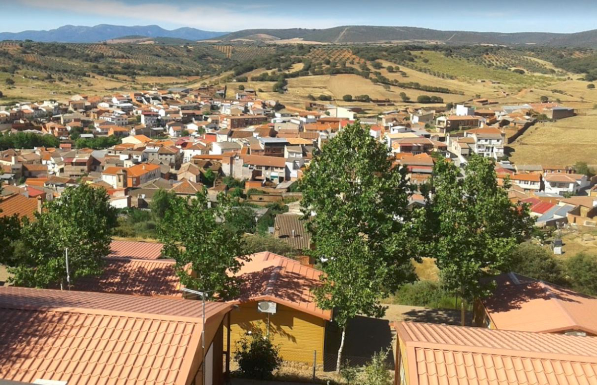 Camping El Mirador De Caba Eros Toiles Horcajo De Los Montes Toocamp