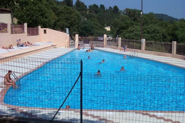 Camping PARC RESIDENTIEL DE LOISIRS LES CANEBIERES Le Muy Toocamp