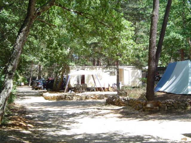 Camping - Rijtuigen - Rhône-Alpes - Camping PARC DE ST-SAUVAYRE - Image #2