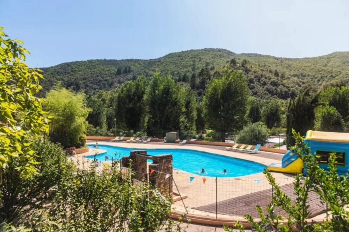 Camping Chateau De L'hom - Saumane